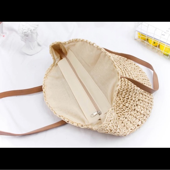 NEW OVERSIZED LARGE WOVEN STRAW TOTE HANDBAG OR BEACH BAG NATURAL COLOR-NEW - Picture 6 of 8
